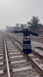 2933512 B