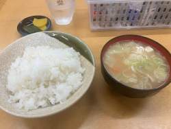 735569 B