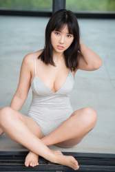 306758 B