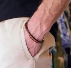 132049 B
