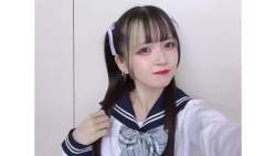 890587 B