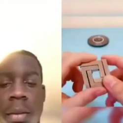 882523 B