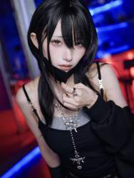 792667 B