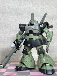 421087 B