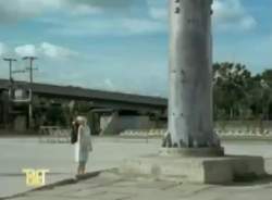 2044541 B